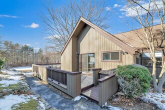 735 Quinnipiac Ln in Stratford, CT - Building Photo - Building Photo