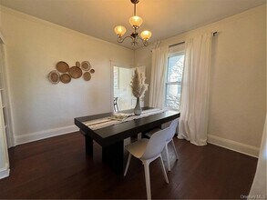 194 N Midland Ave in Nyack, NY - Foto de edificio - Building Photo