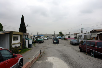 El Gardena Park in Gardena, CA - Building Photo - Building Photo