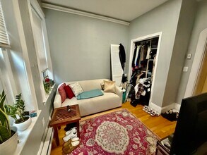 14 Unity St, Unit 5 in Boston, MA - Foto de edificio - Building Photo