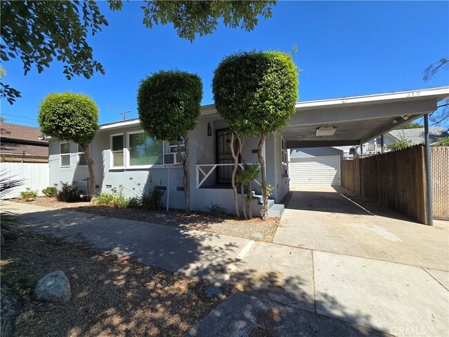 property at 412 N Cherry Ave