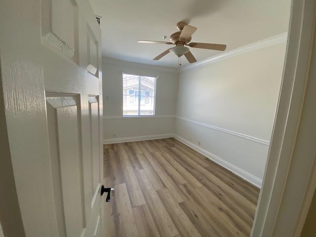 property at 3334 E Chiddingstone Ln