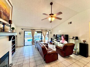 684 Starstone Dr in Lake Mary, FL - Building Photo - Building Photo