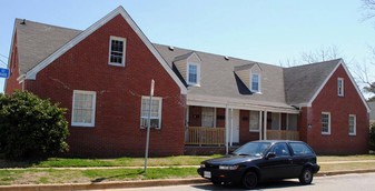 9638 10th View St in Norfolk, VA - Building Photo