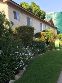 18545 Burbank Blvd photo'