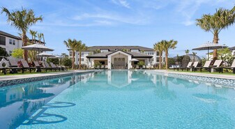 Ascend Citrus Heights in Davenport, FL - Building Photo