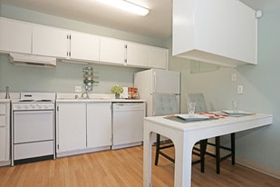 The Square on Indian School