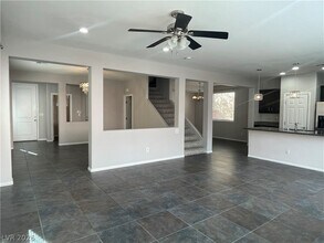 5530 Spiceberry Dr in Las Vegas, NV - Building Photo - Building Photo