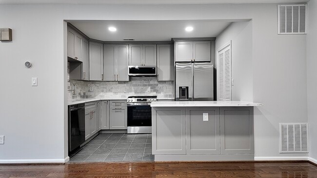 603 Kirby Way in Mount Laurel, NJ - Building Photo - Building Photo