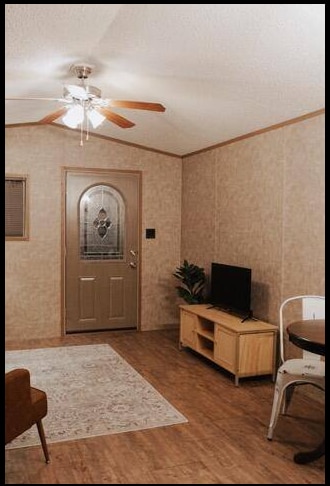 134 Co Rd 743 in Buna, TX - Building Photo - Building Photo