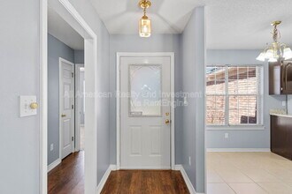 2254 Calle De Cantabria in Navarre, FL - Building Photo - Building Photo