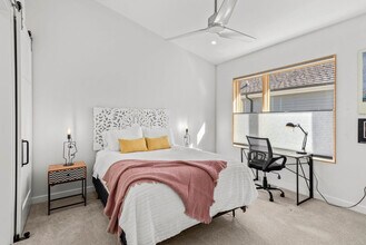 707 SE A St in Bentonville, AR - Building Photo - Building Photo