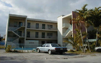 Rambler Apartments in Miami, FL - Building Photo - Building Photo