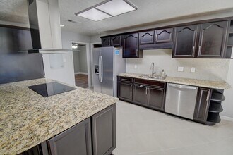 7708 Trail Ridge Rd NE in Albuquerque, NM - Building Photo - Building Photo