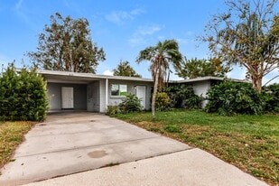 4459 S Beneva Rd in Sarasota, FL - Building Photo