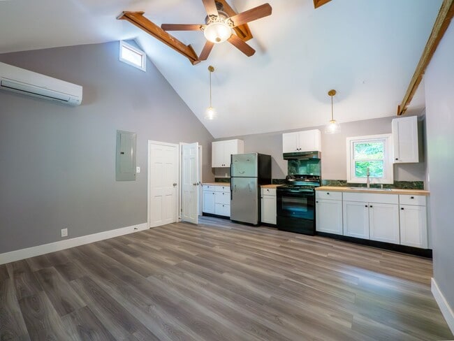 property at 31 Ridge St