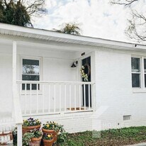 511 Hampton Ave in Greenville, SC - Building Photo