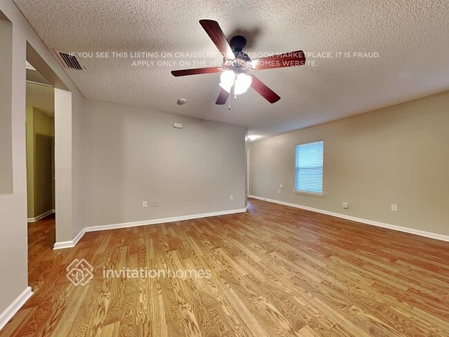 956 Morning Light Rd in Jacksonville, FL - Building Photo - Building Photo