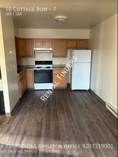 10 Cottage Row-Unit -7 in Marinette, WI - Building Photo