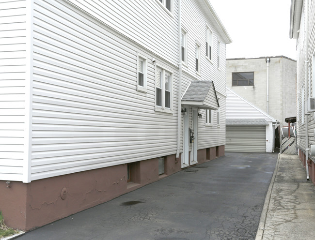 449 Erico Ave in Elizabeth, NJ - Building Photo - Building Photo