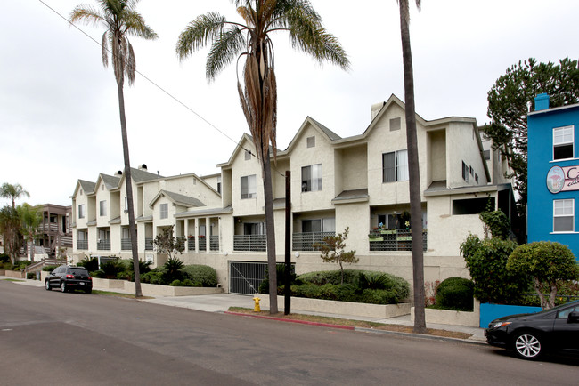 Park Place Garden in San Diego, CA - Building Photo - Building Photo
