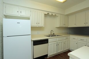 Studio Tulsa Apartments For Rent From 300 Ok Atlanta Terrace Apartments