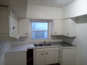 826 Mason St in Toledo, OH - Foto de edificio - Building Photo