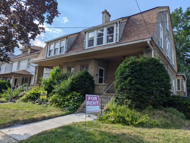 59 Mull Ave, Unit 59 Mull