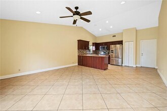 4950 NW 83rd Ave in Lauderhill, FL - Building Photo - Building Photo