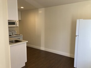 4848 Tilden Dr, Unit Junior ADU in San Jose, CA - Foto de edificio - Building Photo