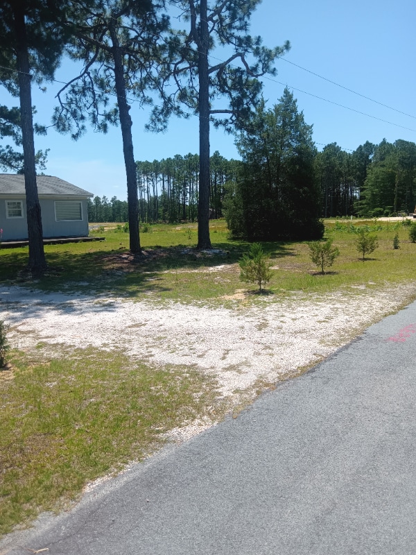 255 Rowe Ave in Aberdeen, NC - Building Photo - Building Photo