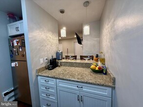 16 Andrew Pl in Baltimore, MD - Building Photo - Building Photo