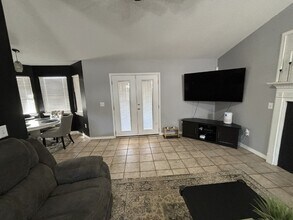 4723 Ridge Pointe Dr in Pace, FL - Building Photo - Building Photo