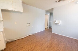5101 Locke Ave in Fort Worth, TX - Building Photo - Building Photo
