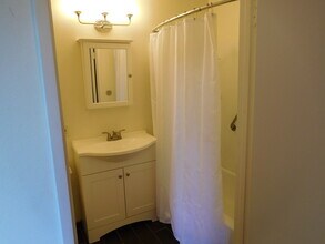 4960 Clairemont Mesa Blvd in San Diego, CA - Building Photo - Building Photo
