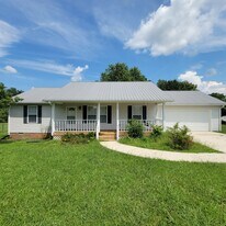 1008 Fisk Park Dr in Cookeville, TN - Building Photo