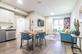 170 Sherwood Forest Sq in London, ON - Building Photo - Building Photo