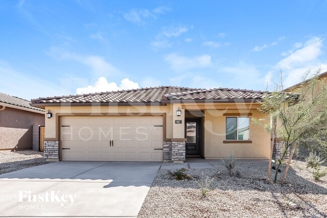 property at 967 W 20th St