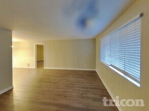 6104 Cemetery Rd in Arlington, WA - Building Photo - Building Photo