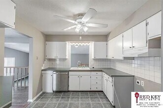 4962 S 142 St in Omaha, NE - Building Photo - Building Photo