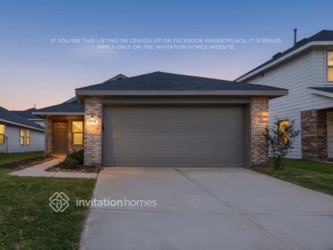 property at 18711 Mercer Fls Dr