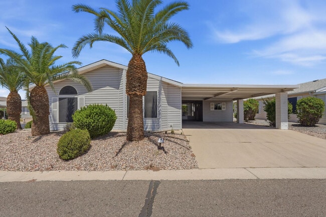 215 N Power Rd in Mesa, AZ - Building Photo - Building Photo