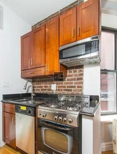 MOTT ST., Unit 23 in New York, NY - Foto de edificio - Building Photo