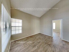 7418 Coffeyville Ave in Las Vegas, NV - Building Photo - Building Photo