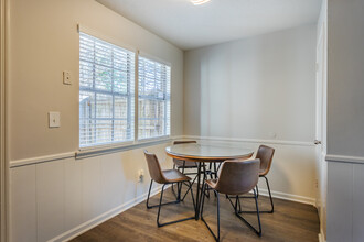 Rosewood THs in Goose Creek, SC - Foto de edificio - Interior Photo