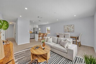 2320 High St in Winter Park, FL - Building Photo - Building Photo