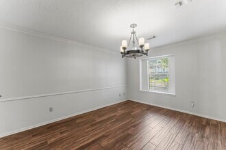 3318 Candlelon Dr in Spring, TX - Foto de edificio - Building Photo