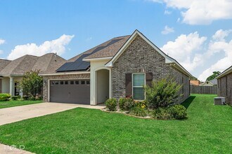 1943 Valdemar Pl in Bossier City, LA - Building Photo - Building Photo
