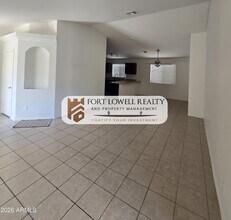 23952 W Desert Bloom St in Buckeye, AZ - Building Photo - Building Photo