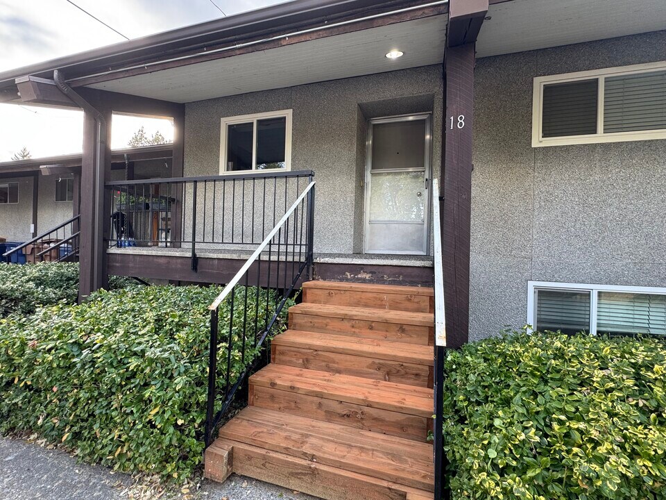 2921 E 32nd Ave, Unit 18 in Spokane, WA - Foto de edificio